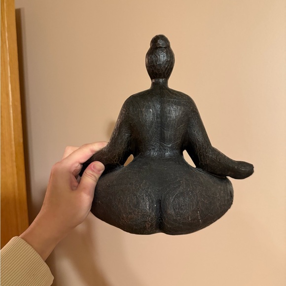 Yogi Figurine - Picture 3 of 4